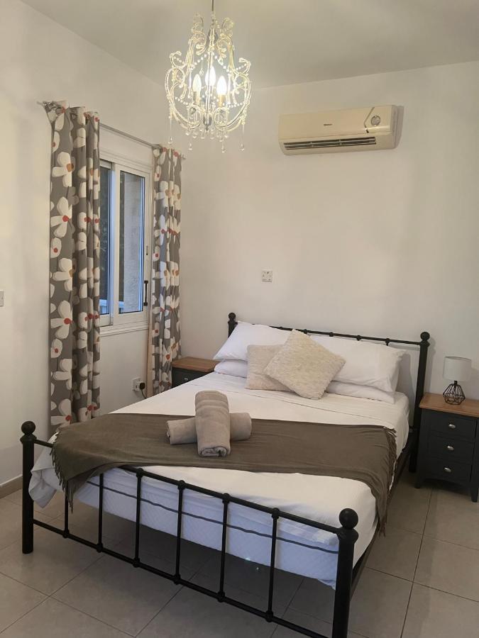 Hillview Apartment Peyia Exterior foto