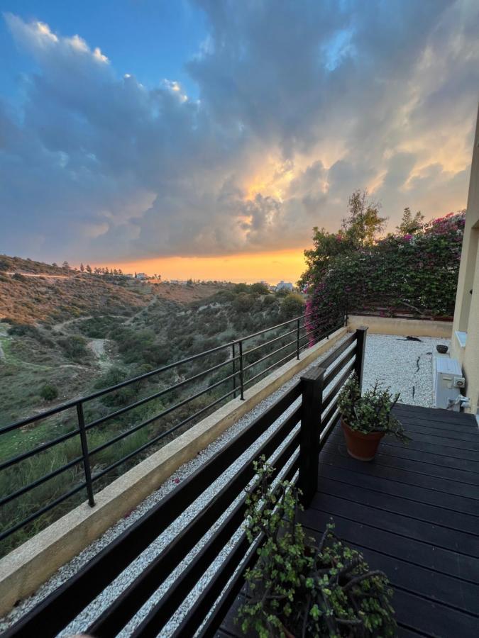 Hillview Apartment Peyia Exterior foto